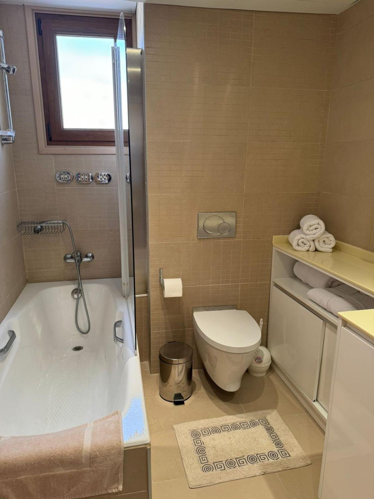 11 Suites - Golden Sunrise Suite Larnaca Pokój zdjęcie